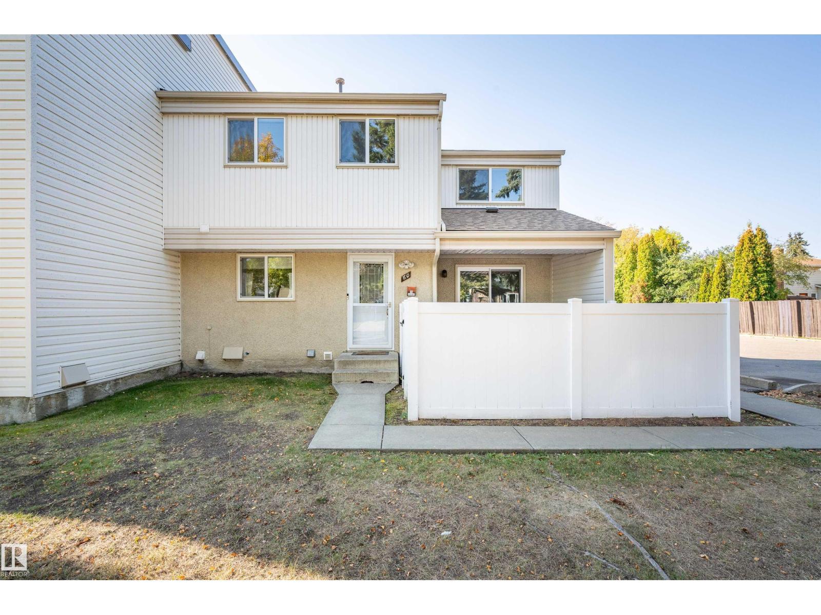 60 Woodvale Vg Nw, Edmonton, Alberta  T6L 1W4 - Photo 2 - E4458862