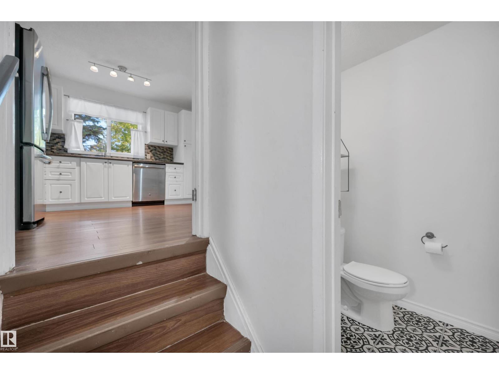 60 Woodvale Vg Nw, Edmonton, Alberta  T6L 1W4 - Photo 20 - E4458862
