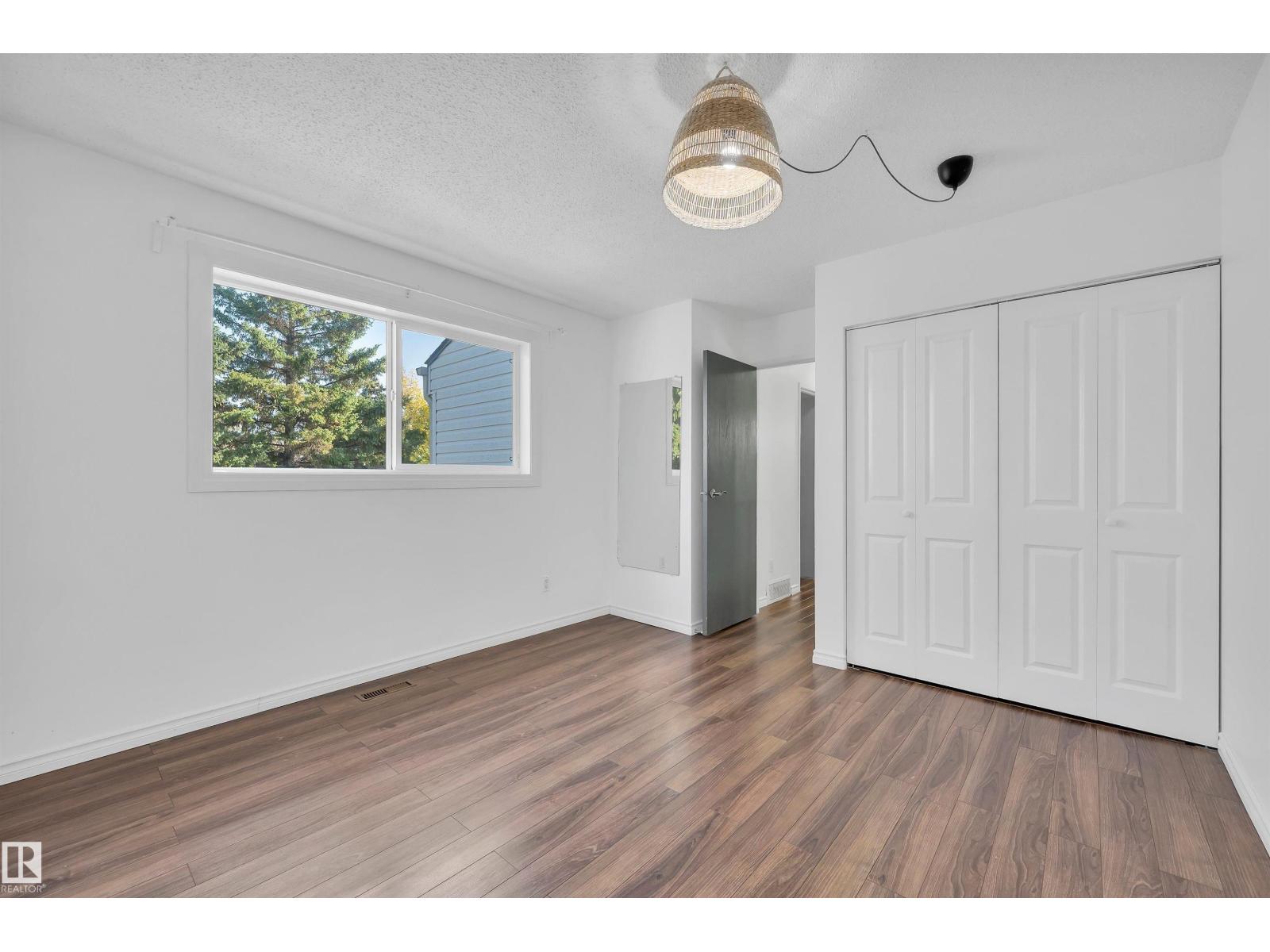 60 Woodvale Vg Nw, Edmonton, Alberta  T6L 1W4 - Photo 24 - E4458862