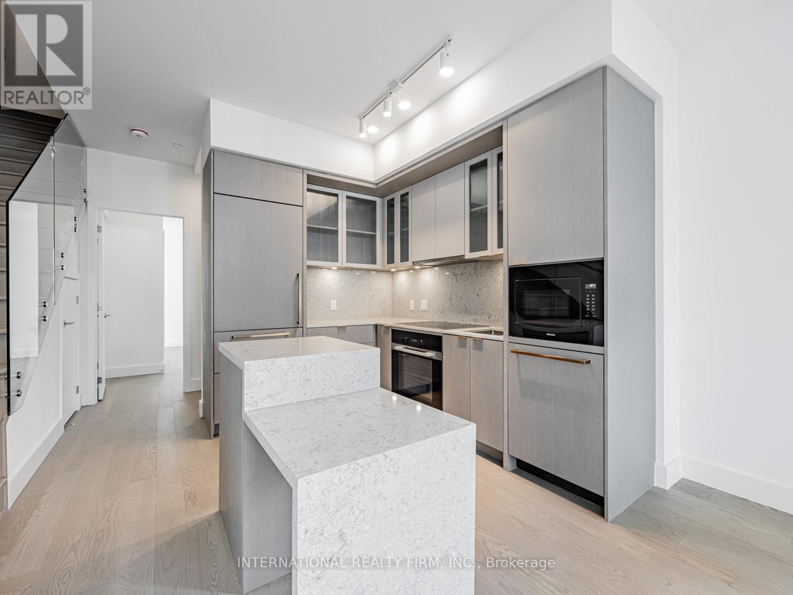 Th-06 - 20 Dervock Crescent Nw, Toronto, Ontario  M2K 0H9 - Photo 10 - C12417858
