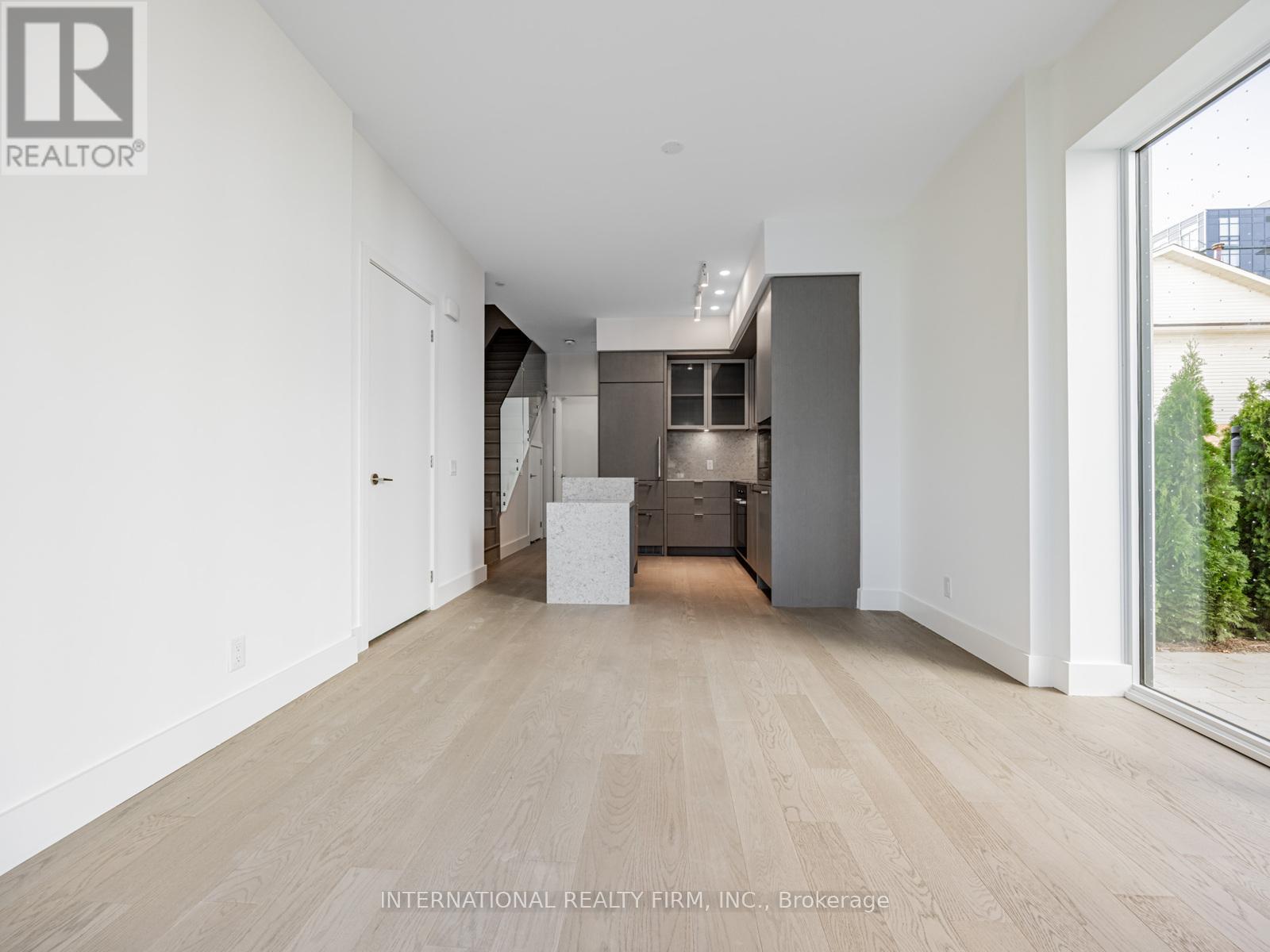Th-06 - 20 Dervock Crescent Nw, Toronto, Ontario  M2K 0H9 - Photo 5 - C12417858
