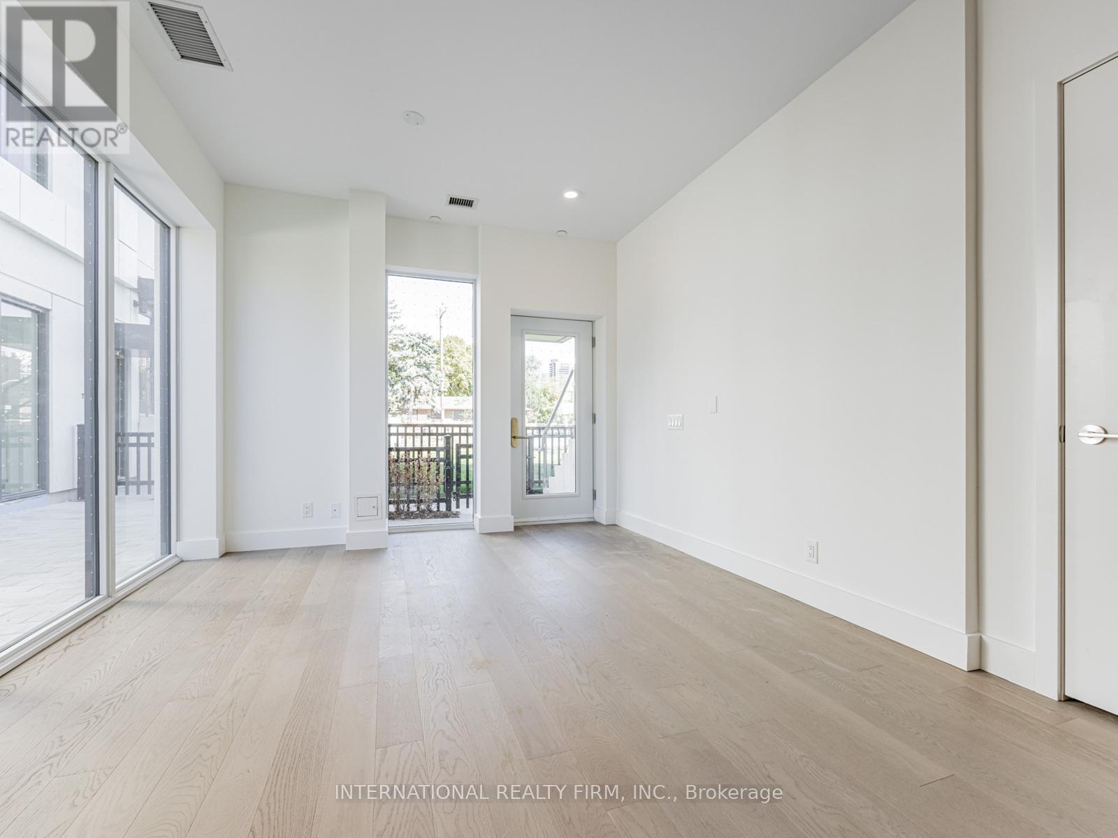 Th-06 - 20 Dervock Crescent Nw, Toronto, Ontario  M2K 0H9 - Photo 7 - C12417858