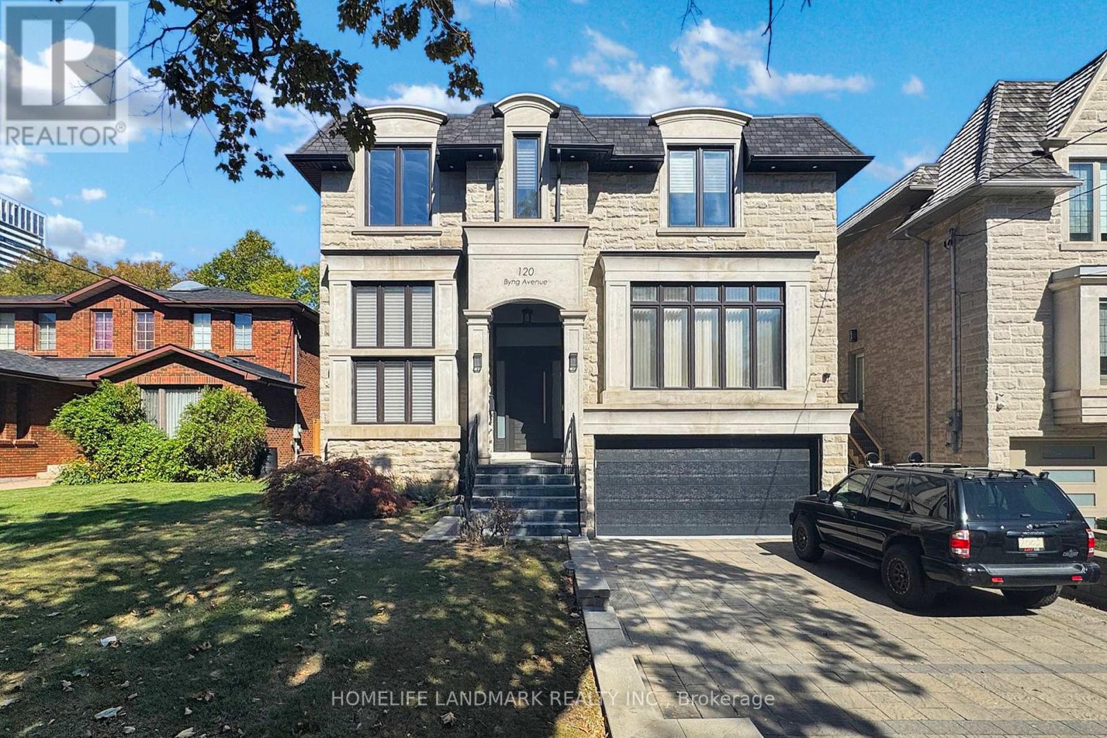 120 BYNG AVENUE, Toronto, Ontario