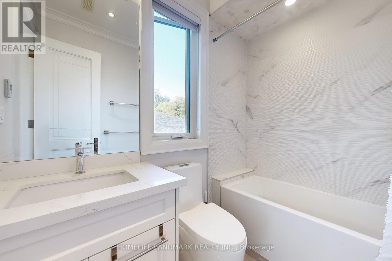 120 Byng Avenue, Toronto, Ontario  M2N 4K4 - Photo 32 - C12417567