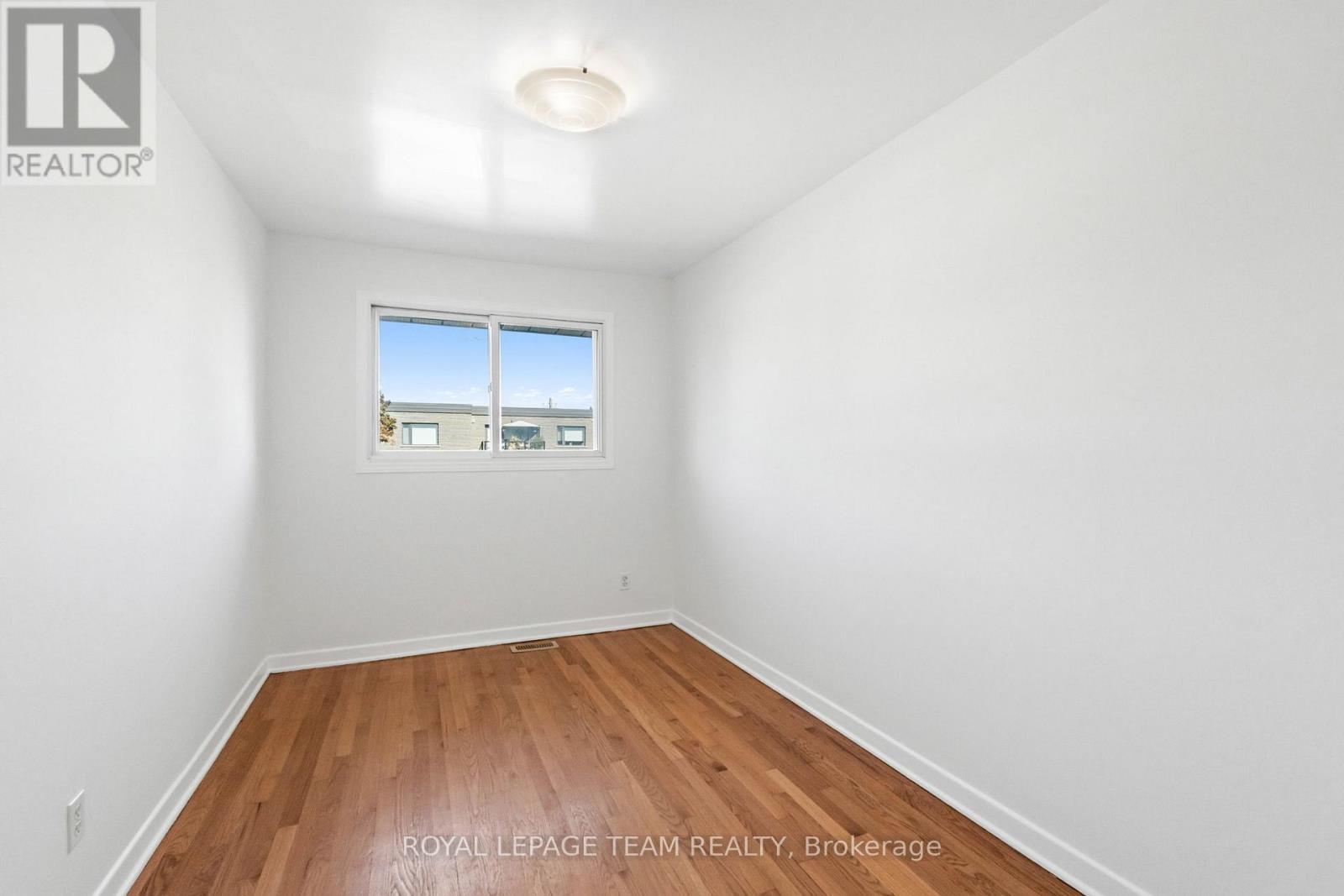 1308 Summerville Avenue, Ottawa, Ontario  K1Z 8G8 - Photo 26 - X12417868
