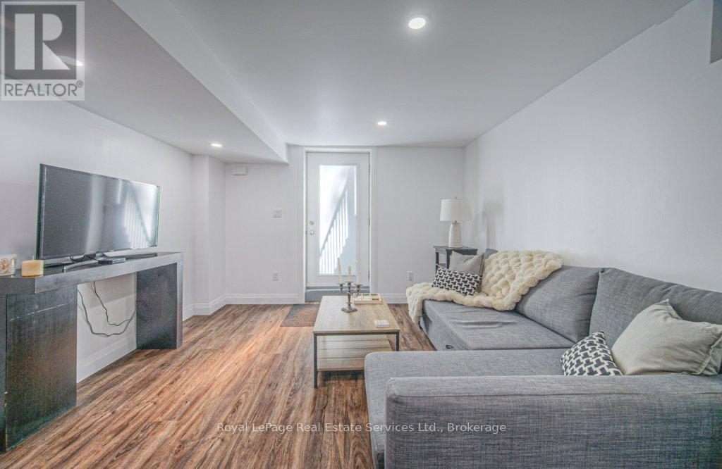 92 Adam Street, Cambridge, Ontario  N3C 2K6 - Photo 29 - X12417861