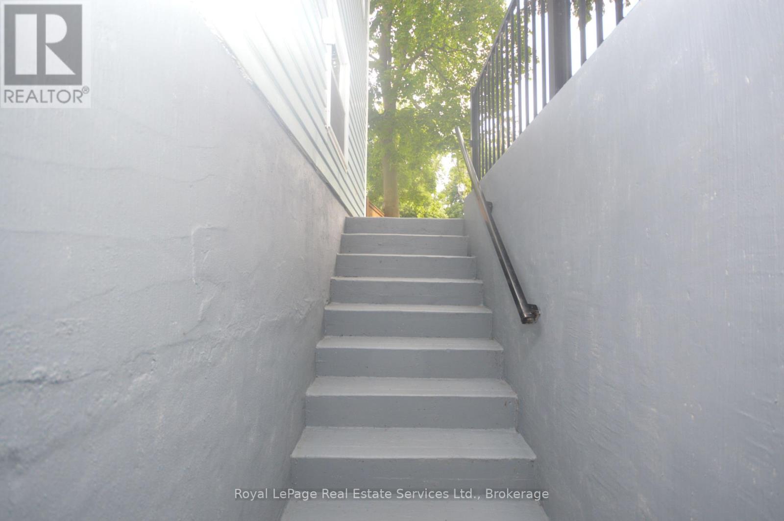 92 Adam Street, Cambridge, Ontario  N3C 2K6 - Photo 46 - X12417861