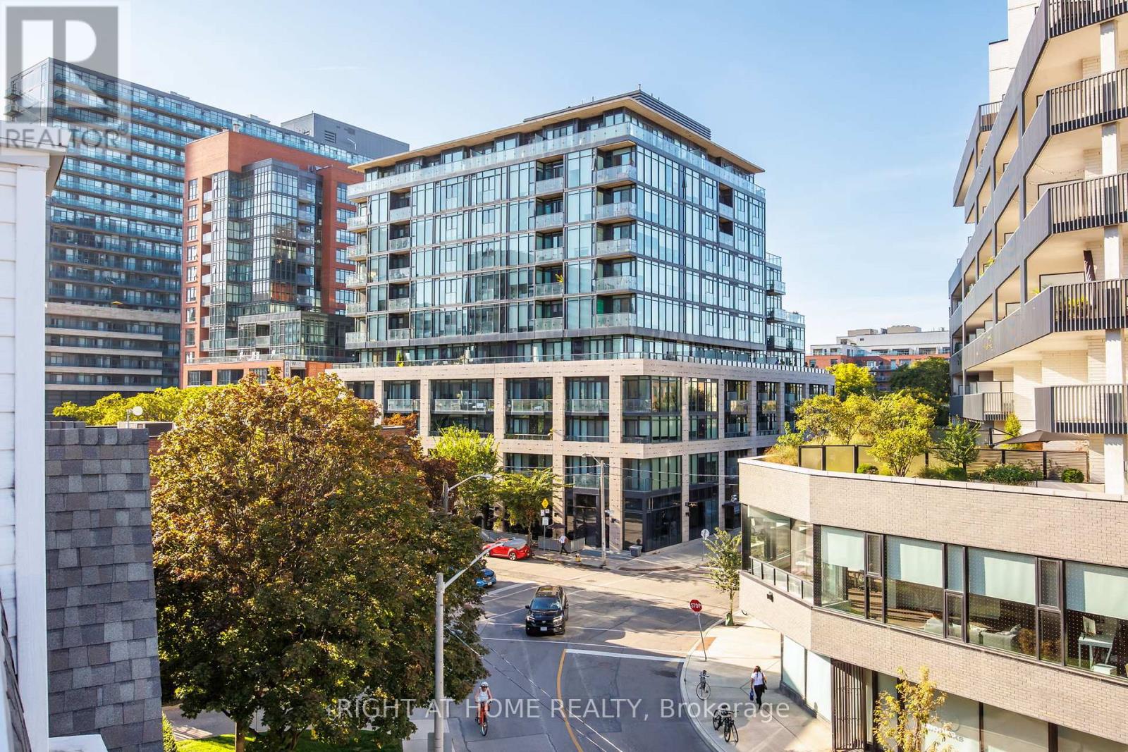 4304 - 43 Sudbury Street, Toronto, Ontario  M6J 3W6 - Photo 32 - C12408476