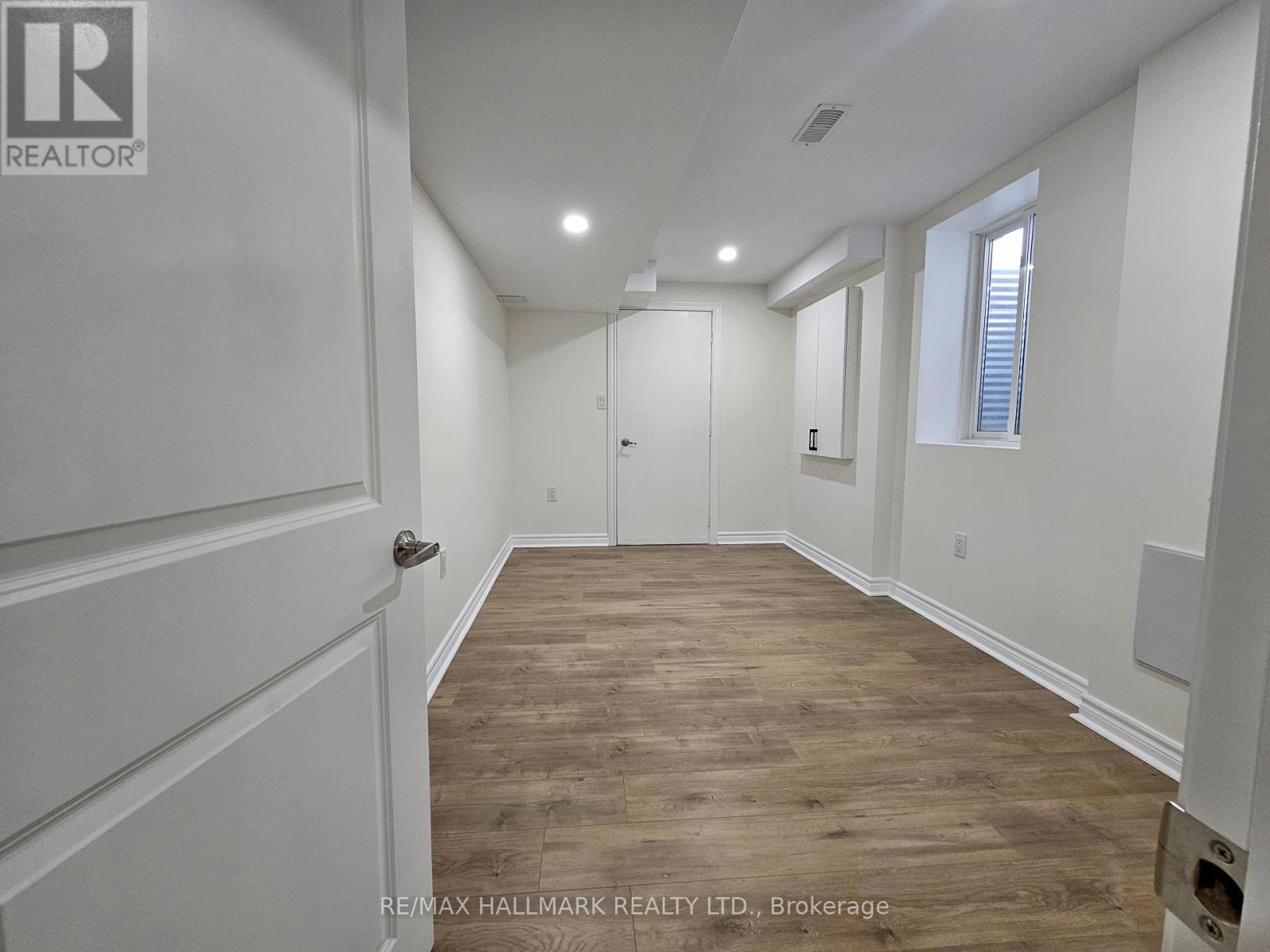 Unknown Address, ,     - Photo 20 - E12417099