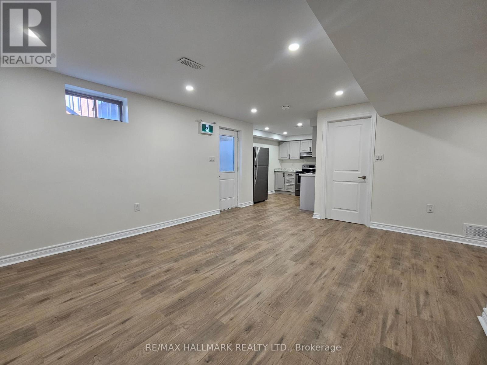 Unknown Address, ,     - Photo 3 - E12417099
