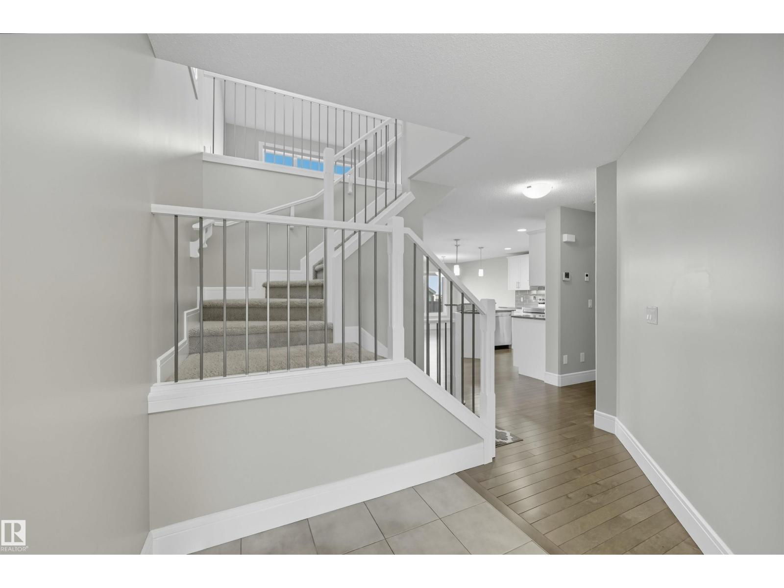 7122 Armour Link Li Sw, Edmonton, Alberta  T6W 2P1 - Photo 3 - E4458866
