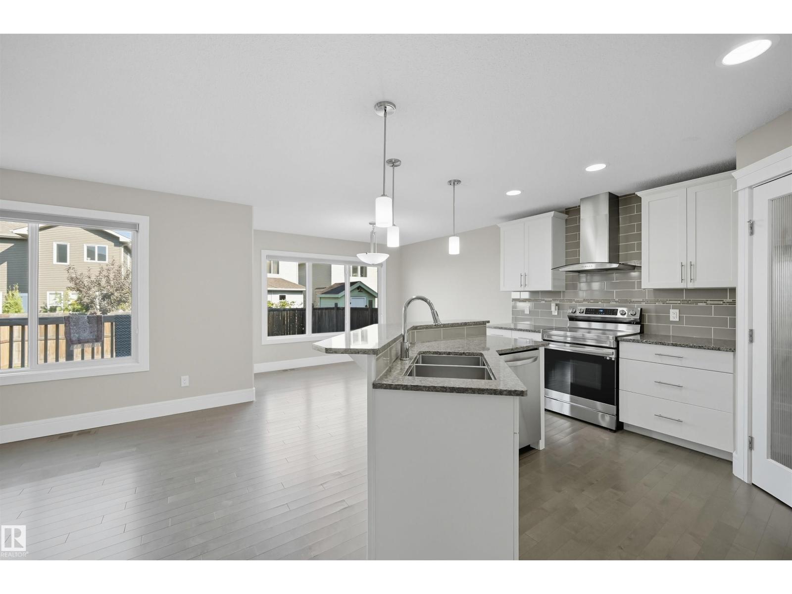 7122 Armour Link Li Sw, Edmonton, Alberta  T6W 2P1 - Photo 4 - E4458866