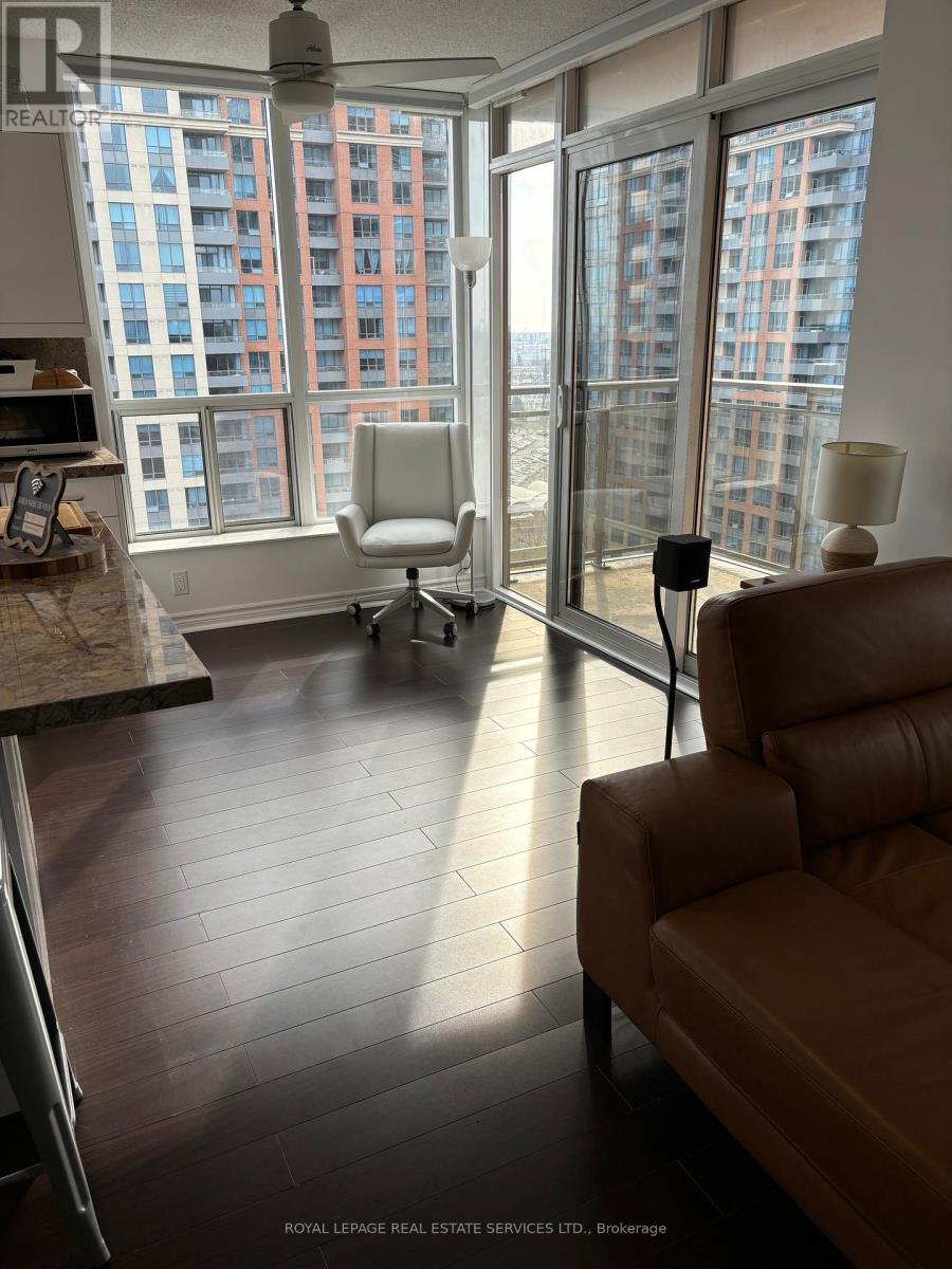 1210 - 5229 Dundas Street W, Toronto, Ontario  M9B 6L9 - Photo 11 - W12417869