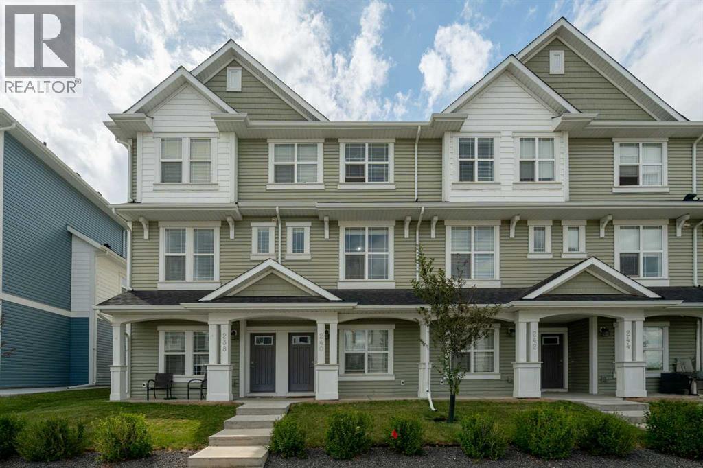 240 Copperleaf Way SE, Calgary, Alberta