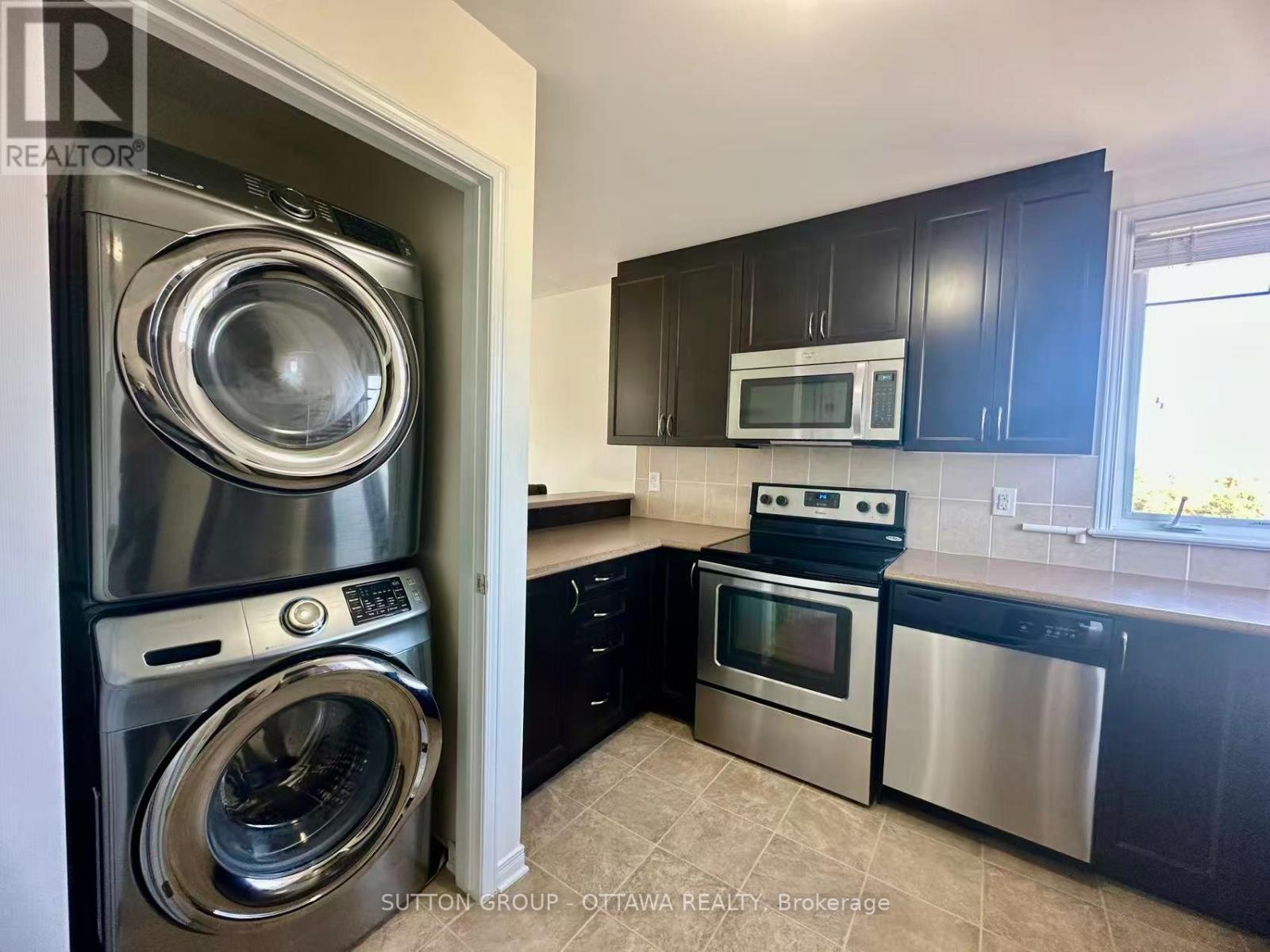 260 Shanly Private, Ottawa, Ontario  K2J 5X6 - Photo 13 - X12402368