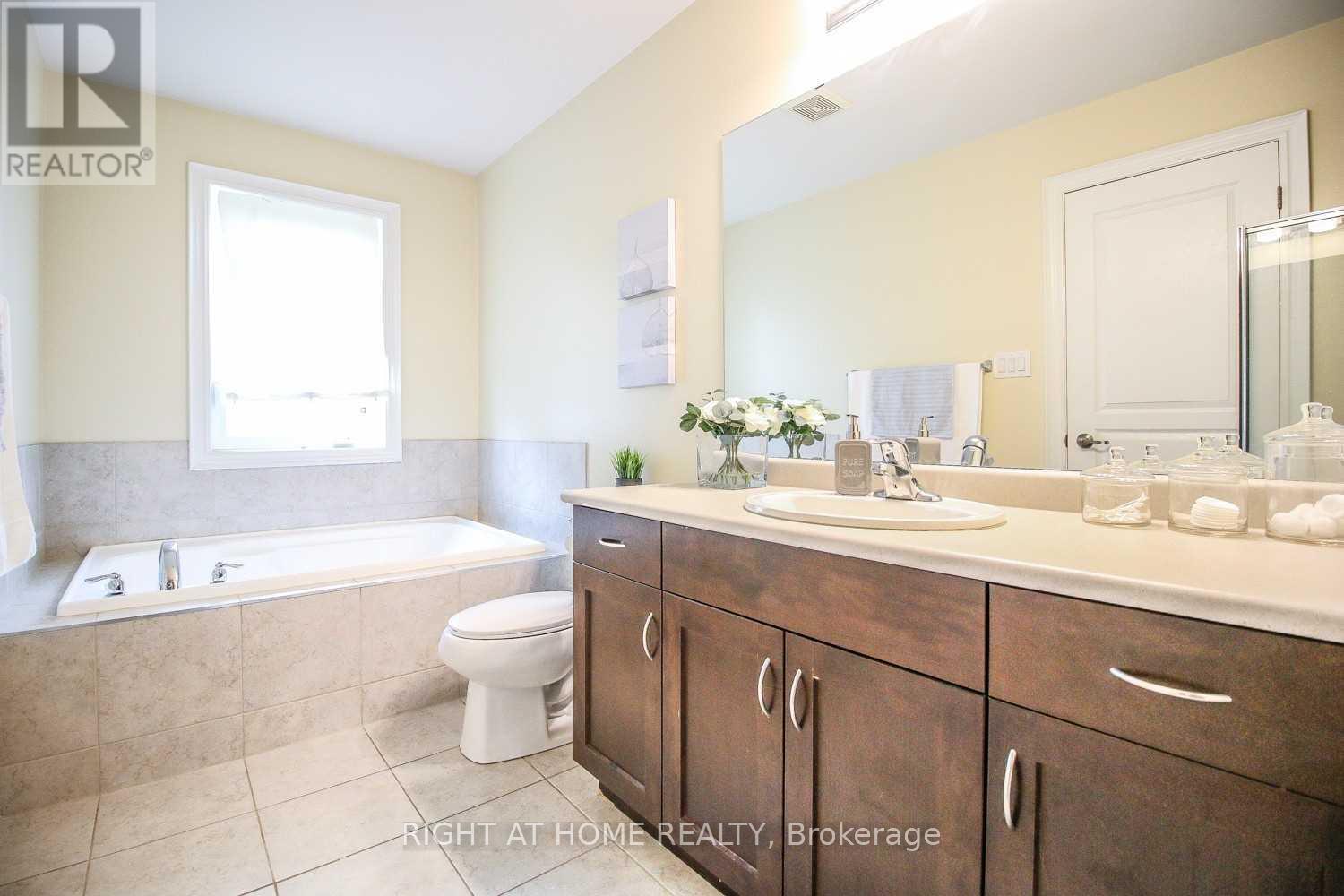 26 - 5992 Turney Drive, Mississauga, Ontario  L5M 0S5 - Photo 16 - W12417883