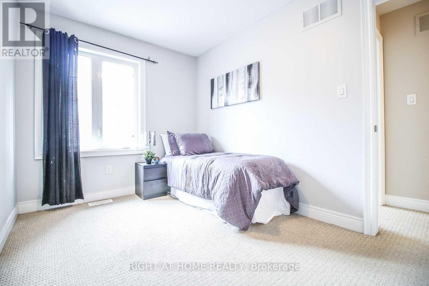 26 - 5992 Turney Drive, Mississauga, Ontario  L5M 0S5 - Photo 18 - W12417883