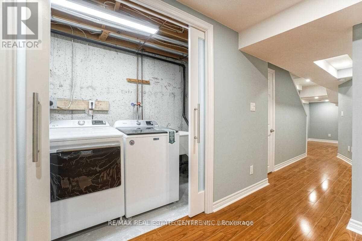 92 - 833 Scollard Court, Mississauga, Ontario  L5V 2B4 - Photo 28 - W12417885