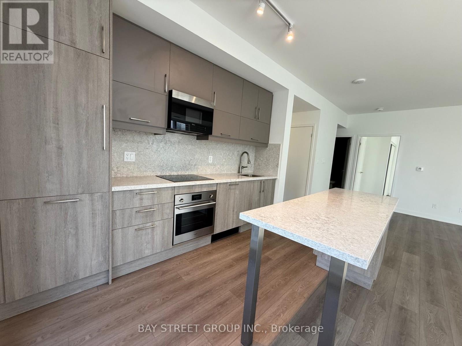 618 - 38 Simcoe Promenade, Markham, Ontario  L6G 1B3 - Photo 3 - N12417462