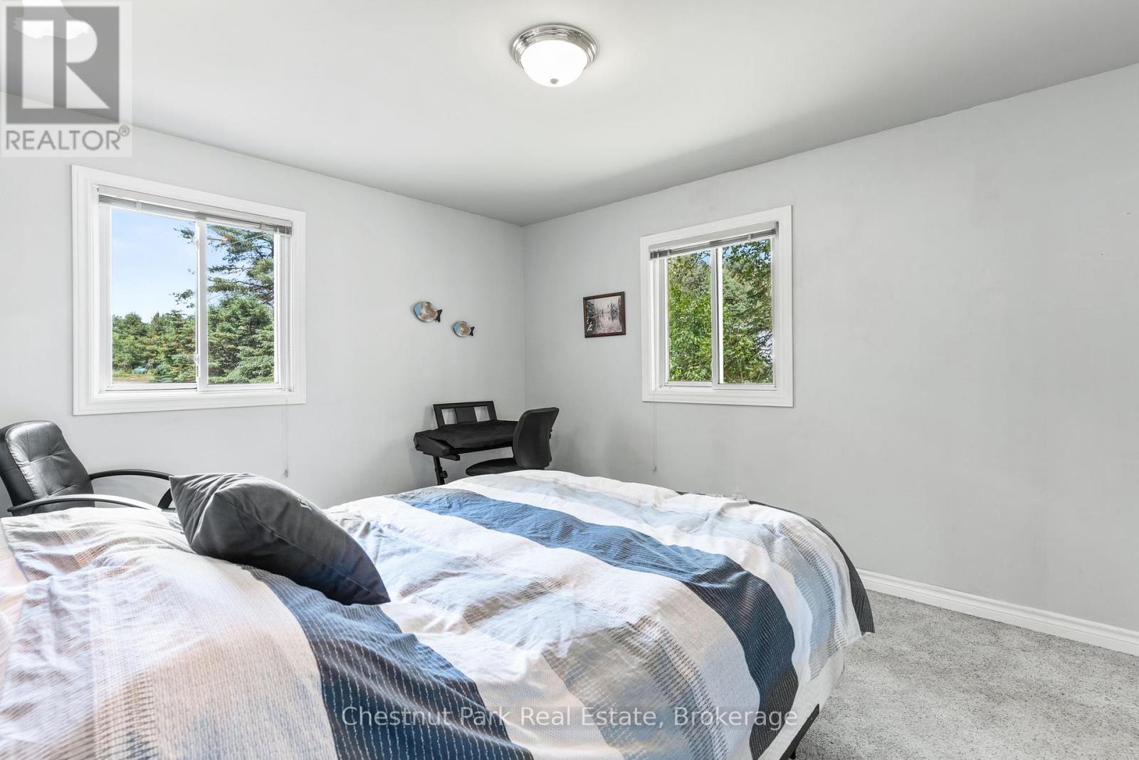1054 Green Lake Road, Algonquin Highlands, Ontario  K0M 1J1 - Photo 18 - X12247900