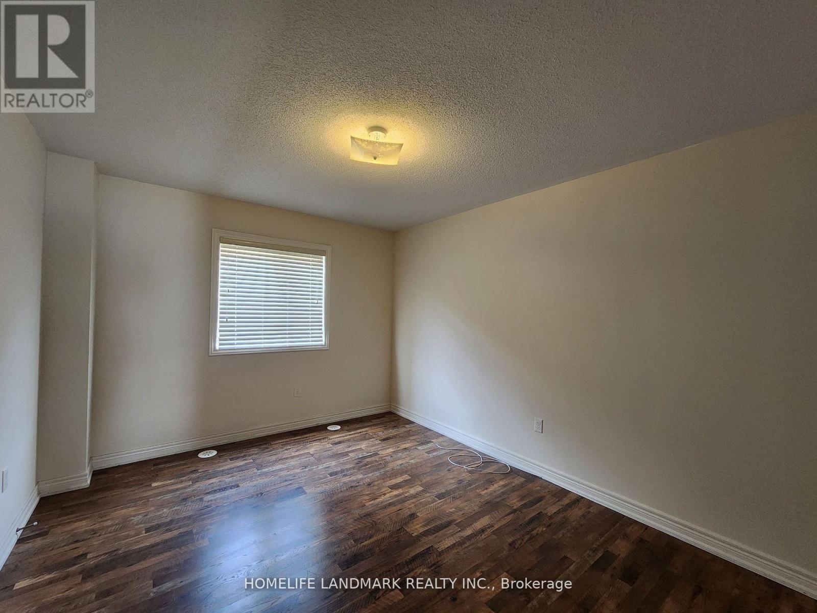 79 Roy Grove Way, Markham, Ontario  L6E 0T7 - Photo 7 - N12417894