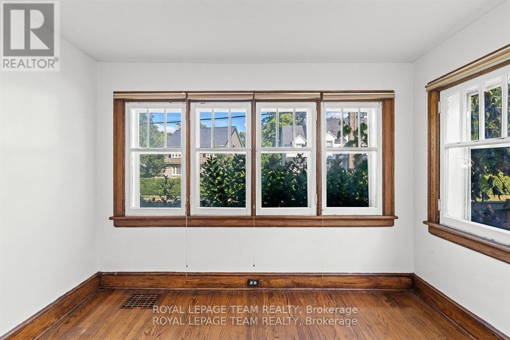 131 Acacia Avenue, Ottawa, Ontario  K1M 0R2 - Photo 12 - X12417899