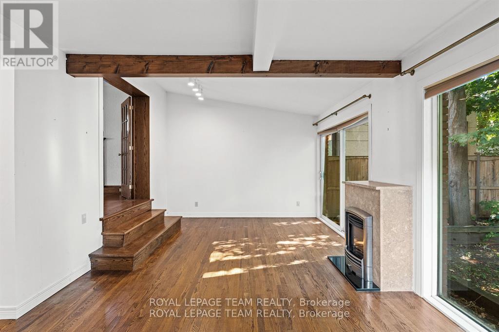 131 Acacia Avenue, Ottawa, Ontario  K1M 0R2 - Photo 13 - X12417899
