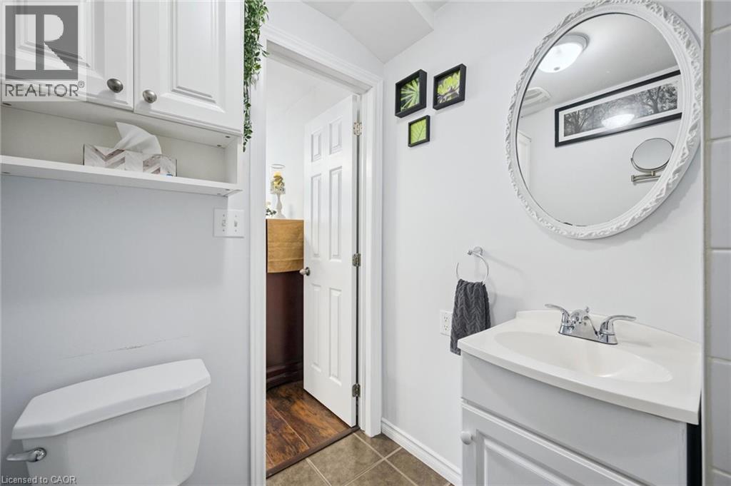 26 Chalmers Street S, Cambridge, Ontario  N1R 5B2 - Photo 13 - 40763387