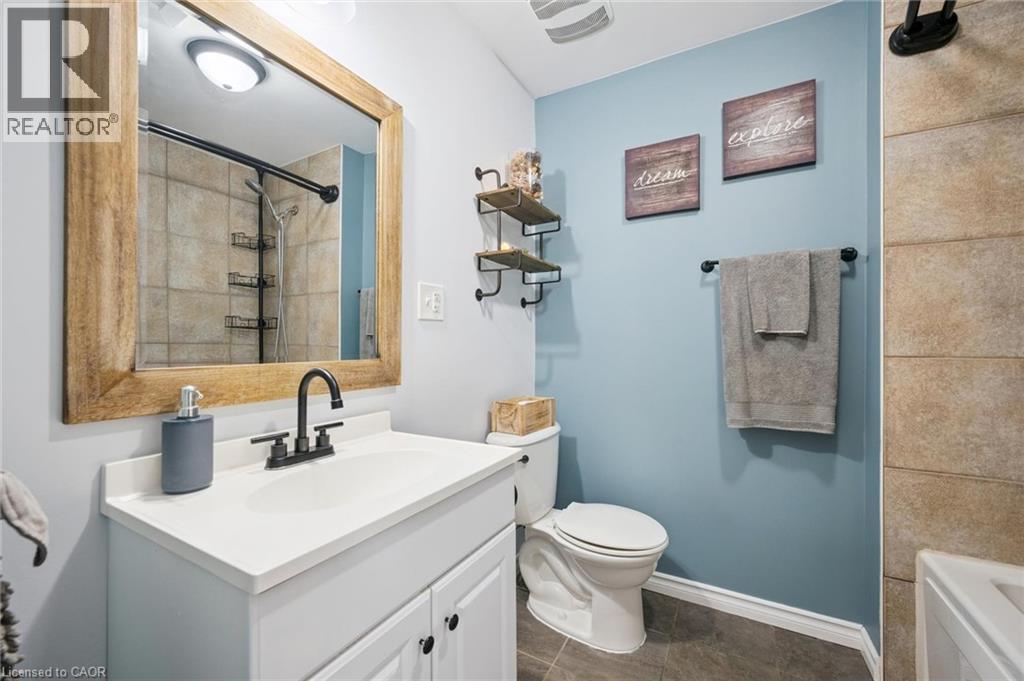 26 Chalmers Street S, Cambridge, Ontario  N1R 5B2 - Photo 17 - 40763387