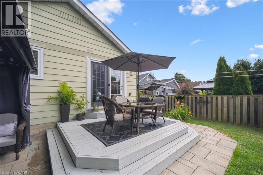 26 Chalmers Street S, Cambridge, Ontario  N1R 5B2 - Photo 23 - 40763387