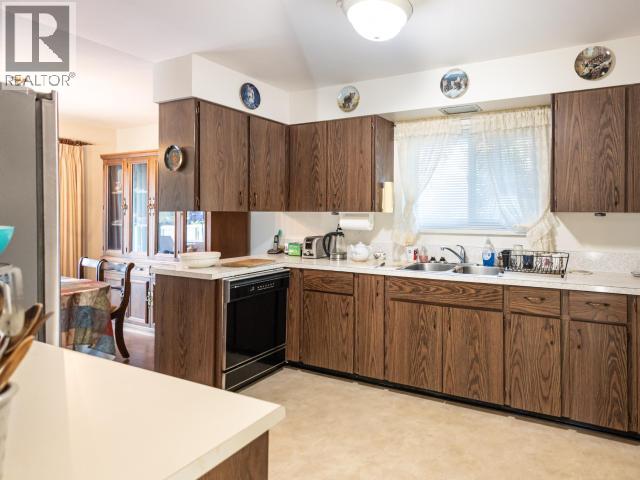 7117 Tahsis Street, Powell River, British Columbia  V8A 1G6 - Photo 12 - 19344