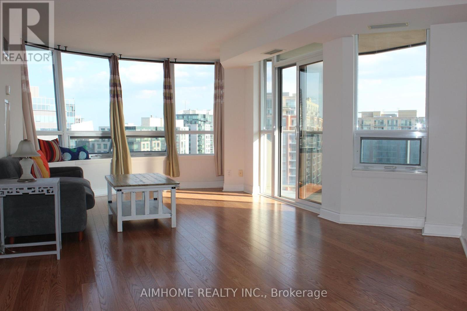 1558 - 23 Cox Boulevard, Markham, Ontario  L3R 7Z9 - Photo 4 - N12417904