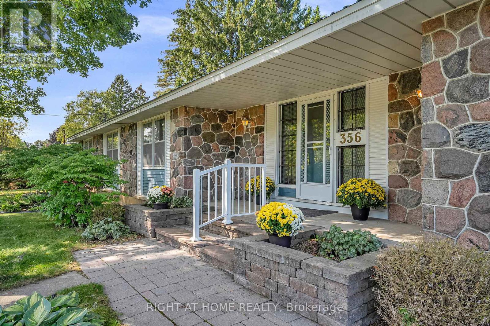 356 Conlin Road E, Oshawa, Ontario  L1L 0M9 - Photo 1 - E12417913