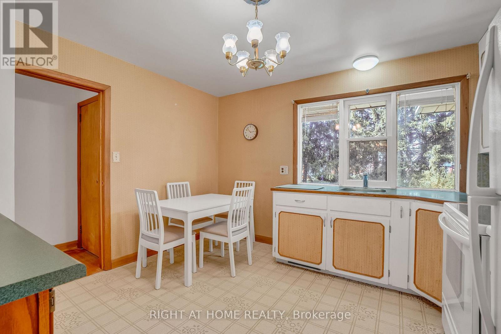 356 Conlin Road E, Oshawa, Ontario  L1L 0M9 - Photo 13 - E12417913