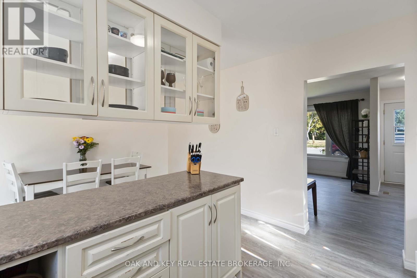 262 Admiral Drive, London East, Ontario  N5V 1J1 - Photo 19 - X12417915