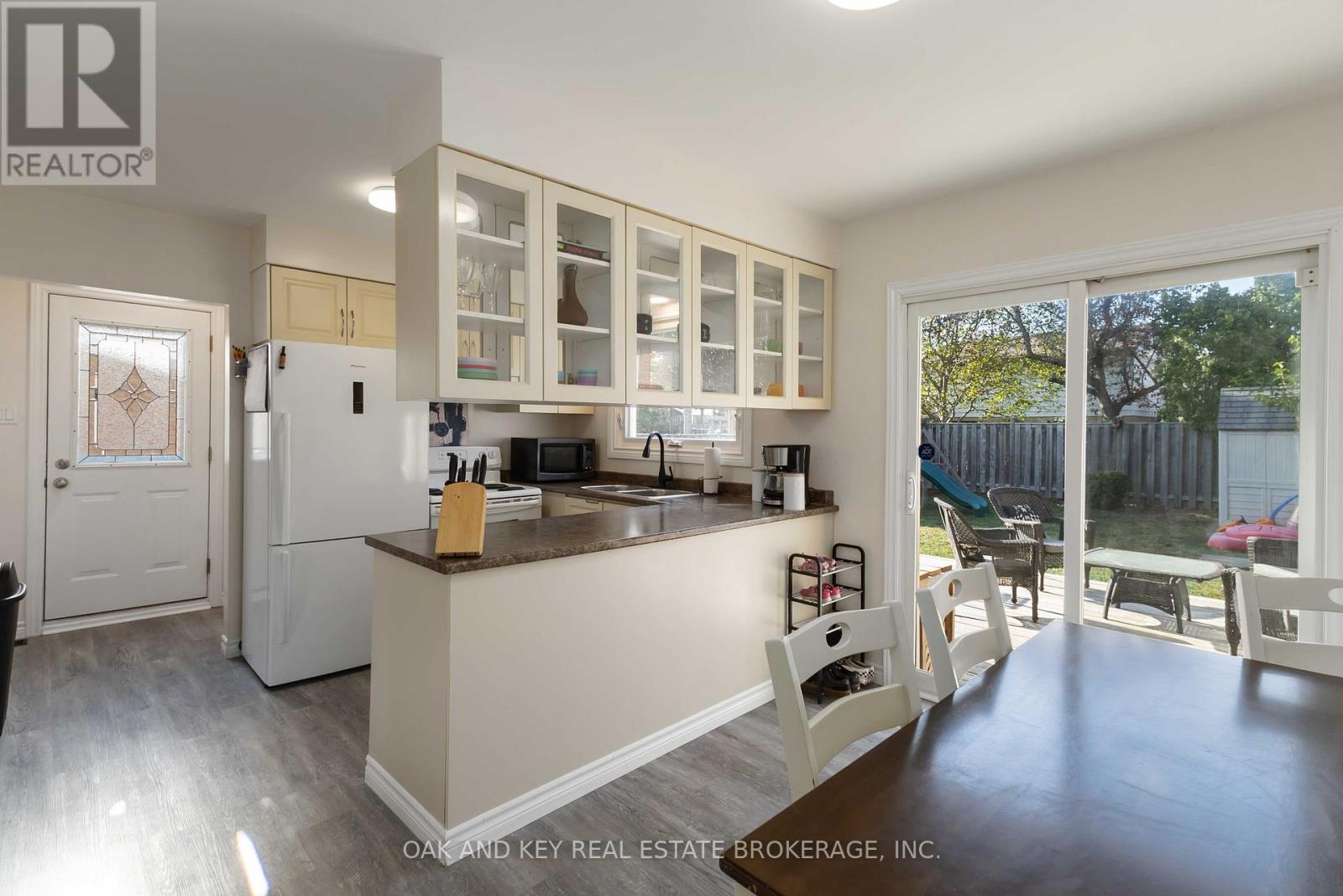 262 Admiral Drive, London East, Ontario  N5V 1J1 - Photo 22 - X12417915