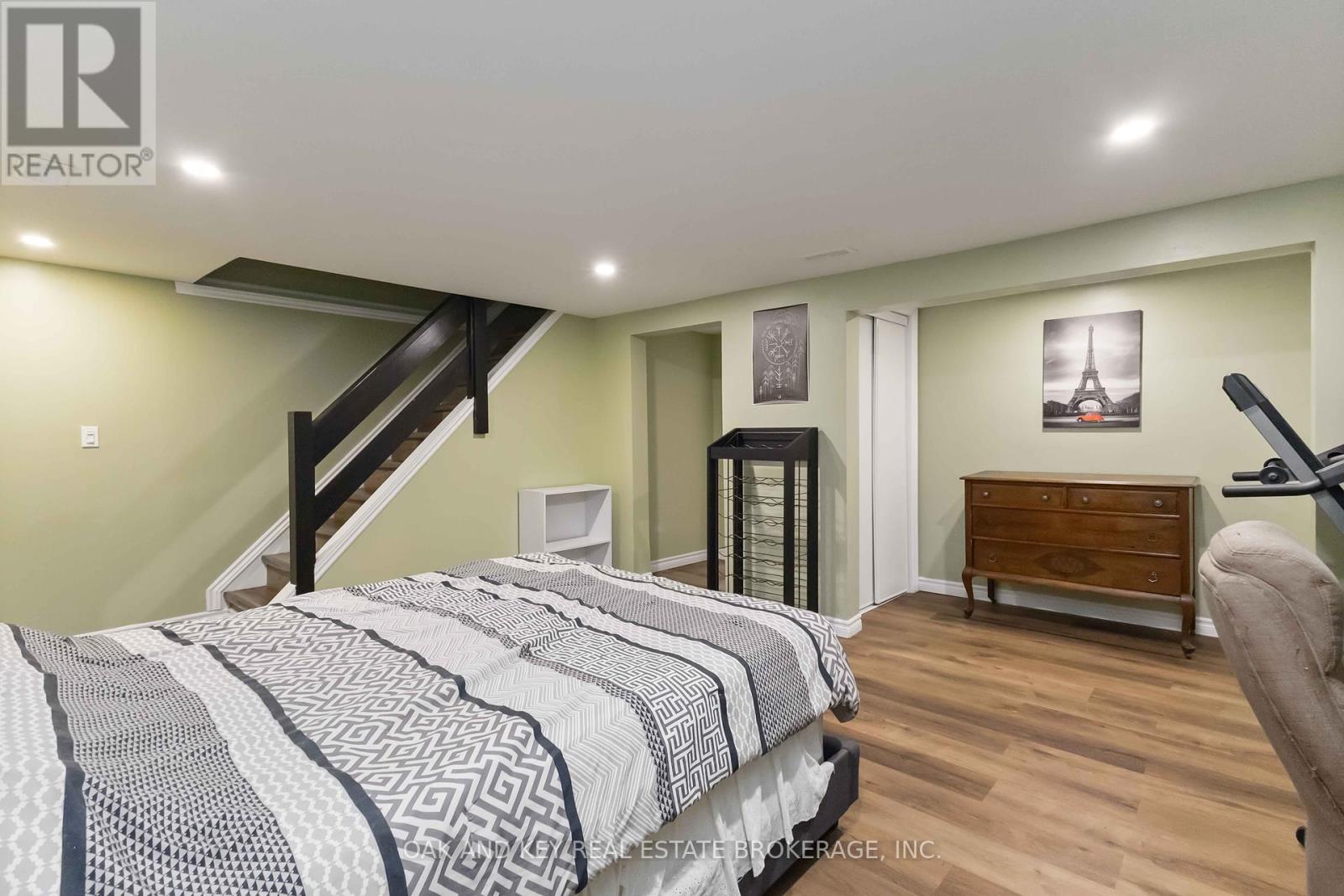 262 Admiral Drive, London East, Ontario  N5V 1J1 - Photo 34 - X12417915