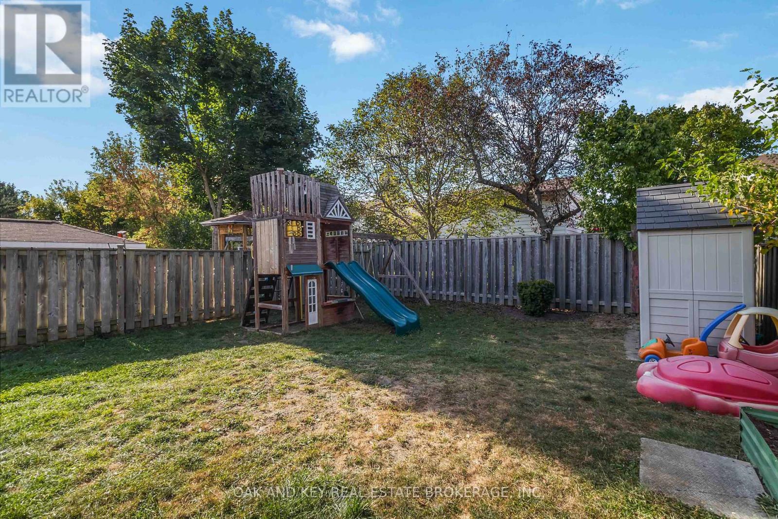 262 Admiral Drive, London East, Ontario  N5V 1J1 - Photo 42 - X12417915