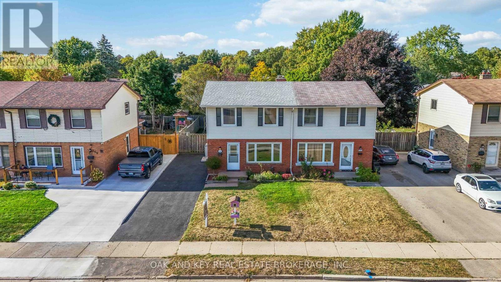 262 Admiral Drive, London East, Ontario  N5V 1J1 - Photo 6 - X12417915