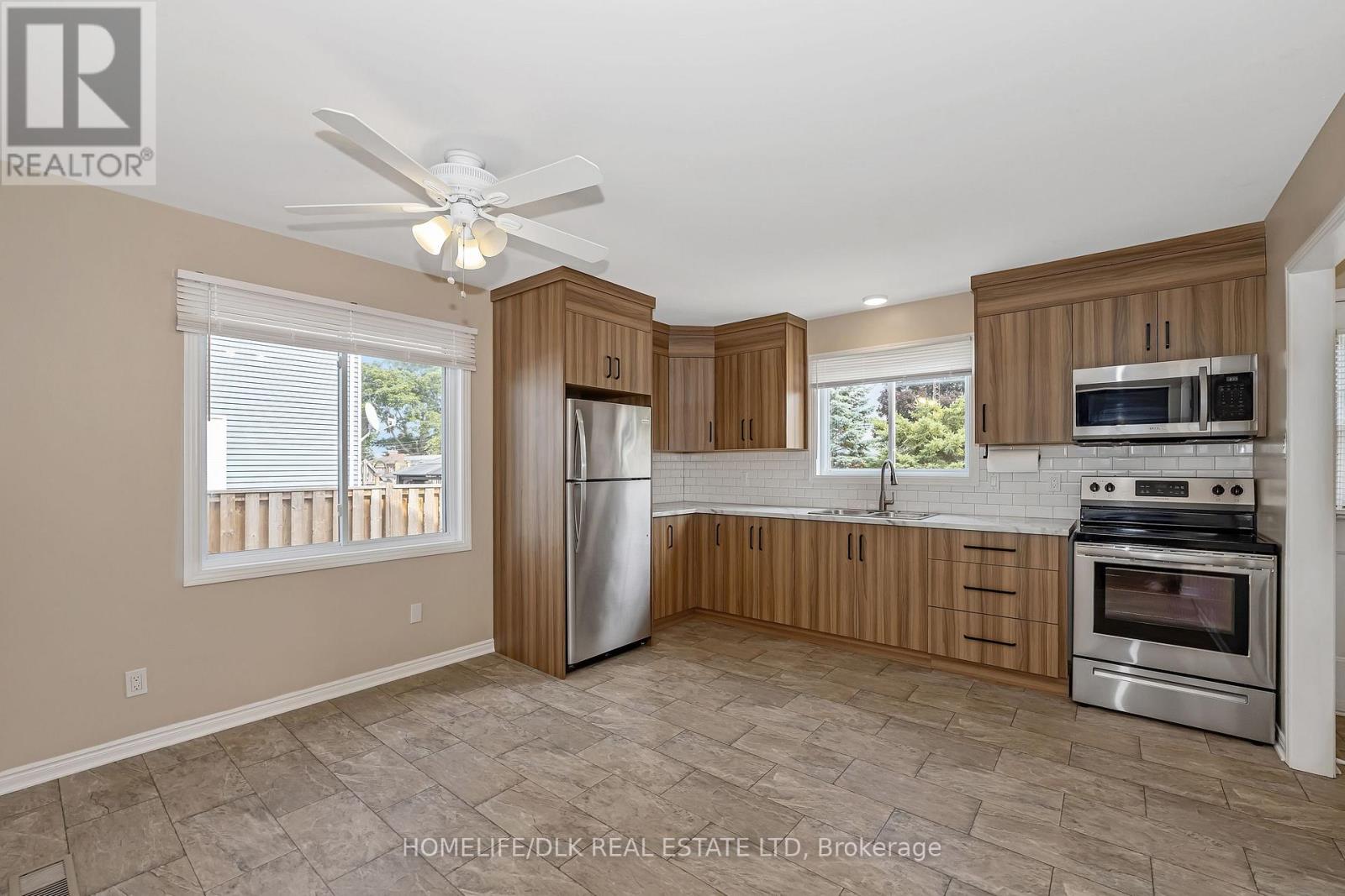 8 Carman Court, South Dundas, Ontario  K0E 1K0 - Photo 11 - X12417924
