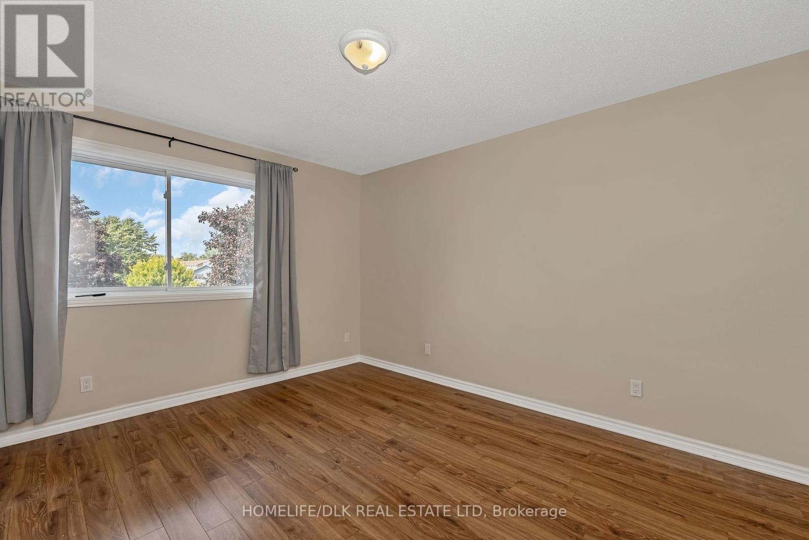 8 Carman Court, South Dundas, Ontario  K0E 1K0 - Photo 21 - X12417924