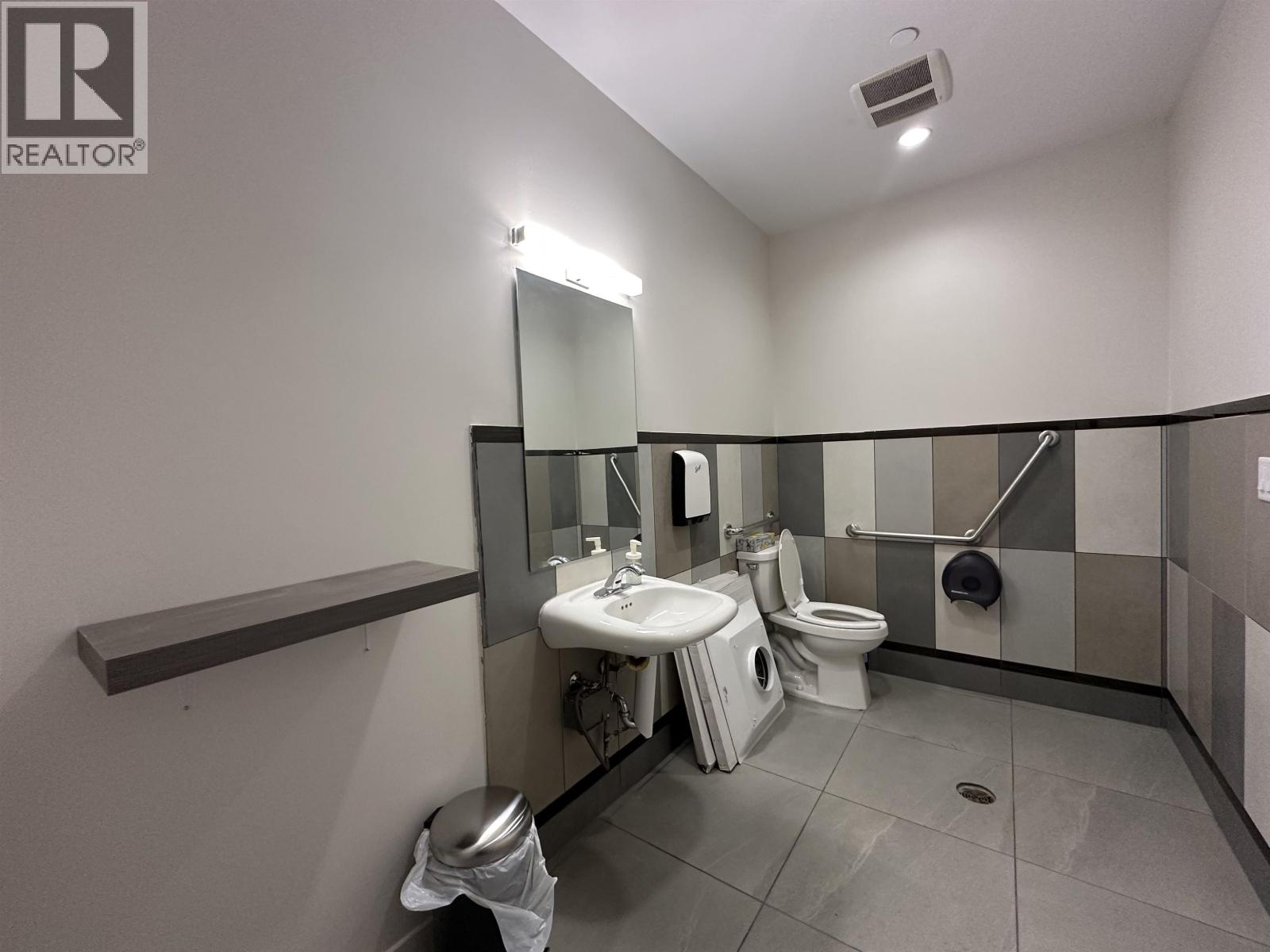 8982 University High Street, Burnaby, British Columbia  V5A 4X6 - Photo 10 - C8072396