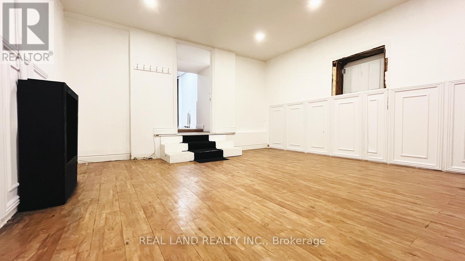 33 King Street E, Oshawa (Central), Ontario  L1H 1B2 - Photo 21 - E12417914
