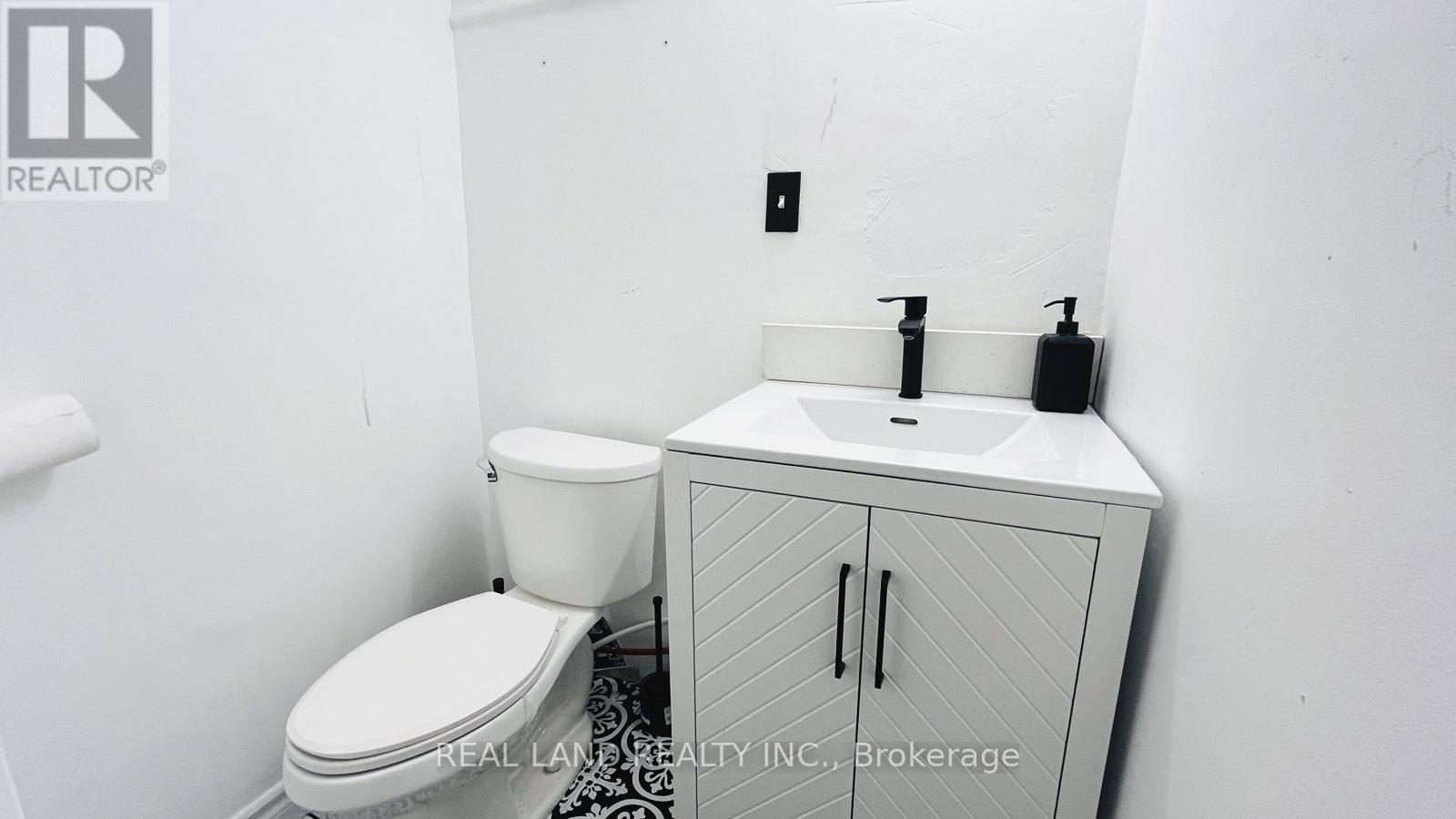 33 King Street E, Oshawa (Central), Ontario  L1H 1B2 - Photo 25 - E12417914