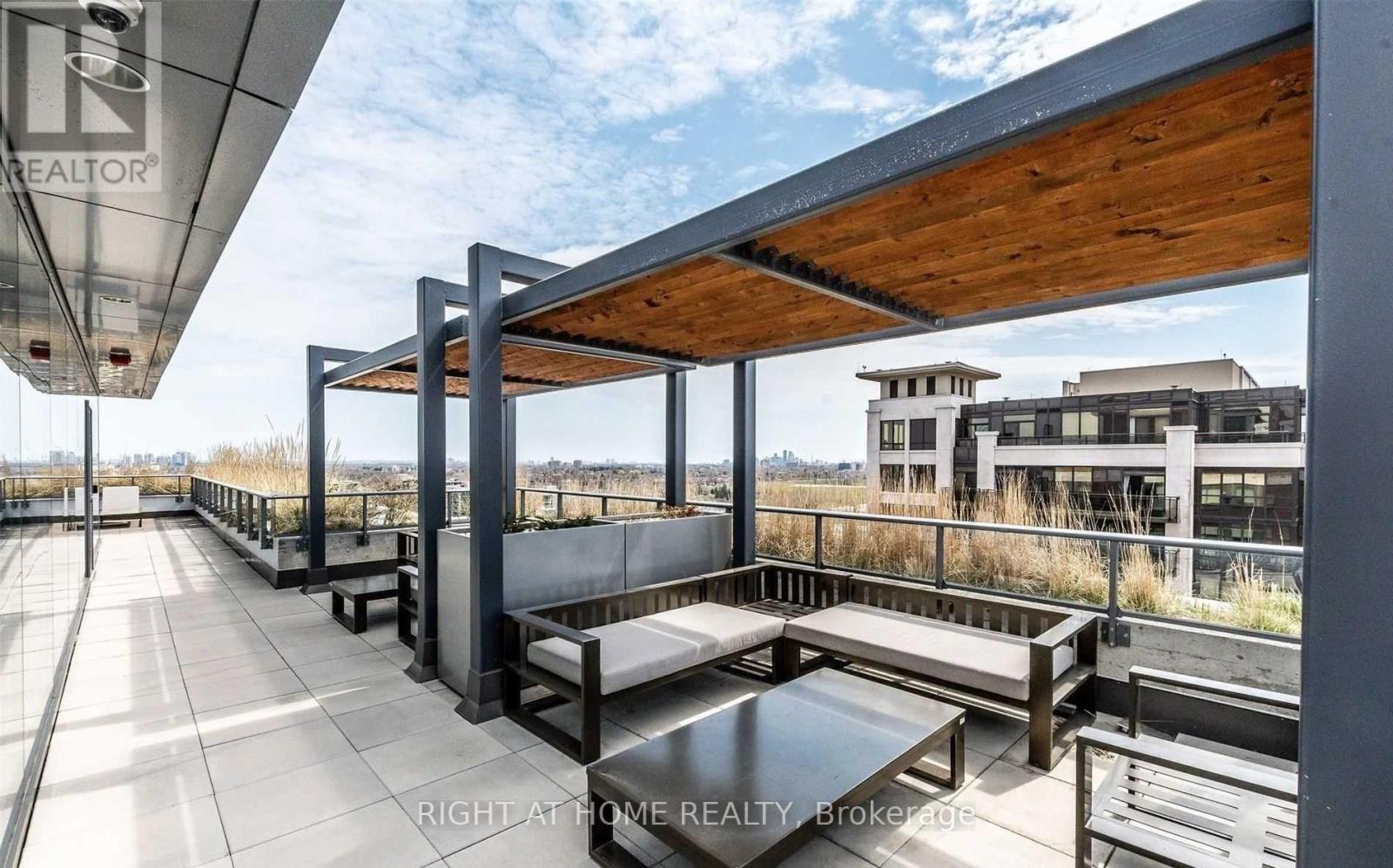 512 - 10 De Boers Drive, Toronto (York University Heights), Ontario  M3J 0L6 - Photo 18 - W12417909