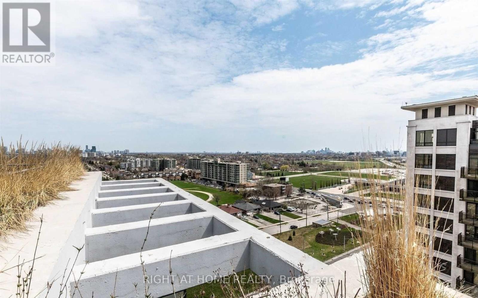 512 - 10 De Boers Drive, Toronto (York University Heights), Ontario  M3J 0L6 - Photo 19 - W12417909