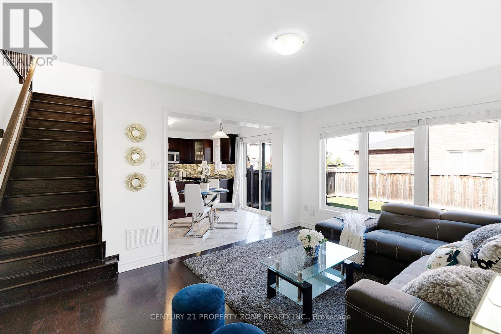 937 Dice Way, Milton, Ontario  L9T 8C9 - Photo 16 - W12417928