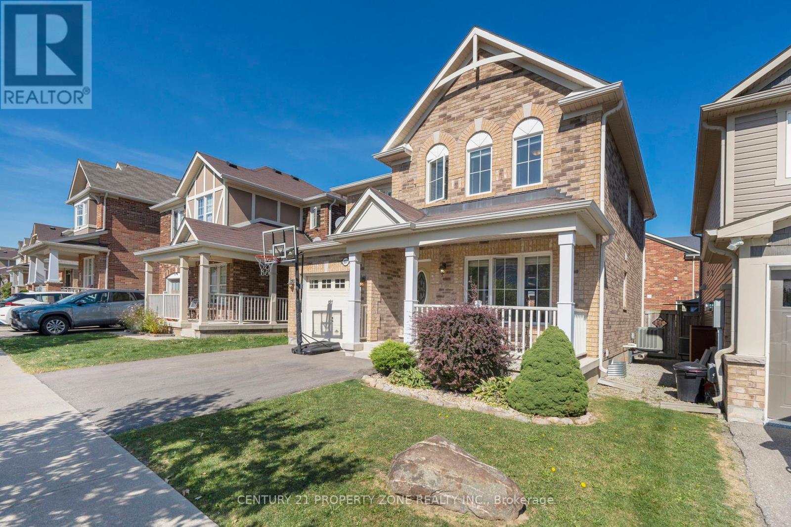937 Dice Way, Milton, Ontario  L9T 8C9 - Photo 6 - W12417928