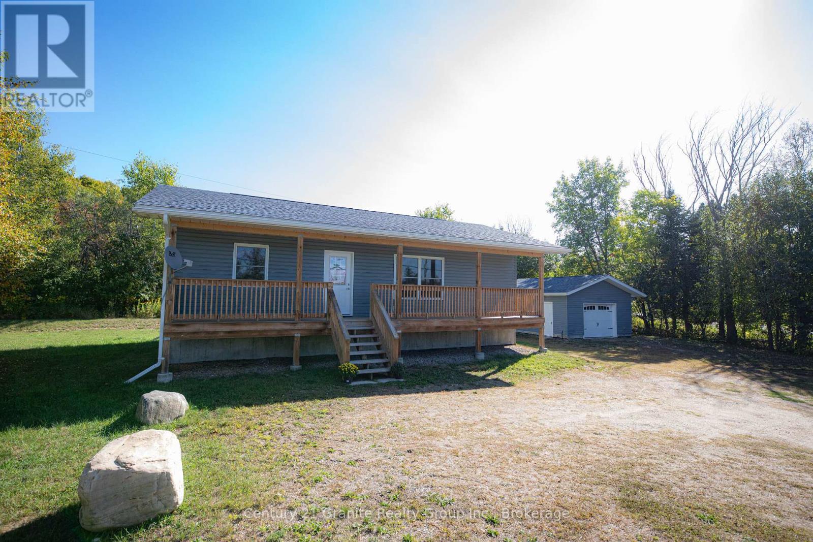 1160 KENNISIS LAKE ROAD, Dysart et al, Ontario