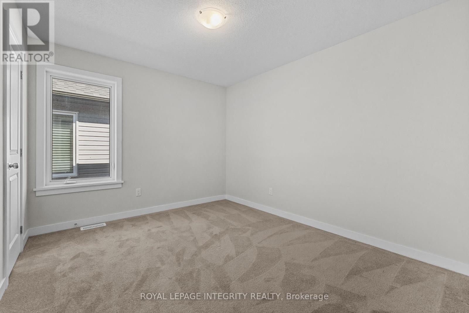893 Sendero Way, Ottawa, Ontario  K2S 2W8 - Photo 25 - X12417941